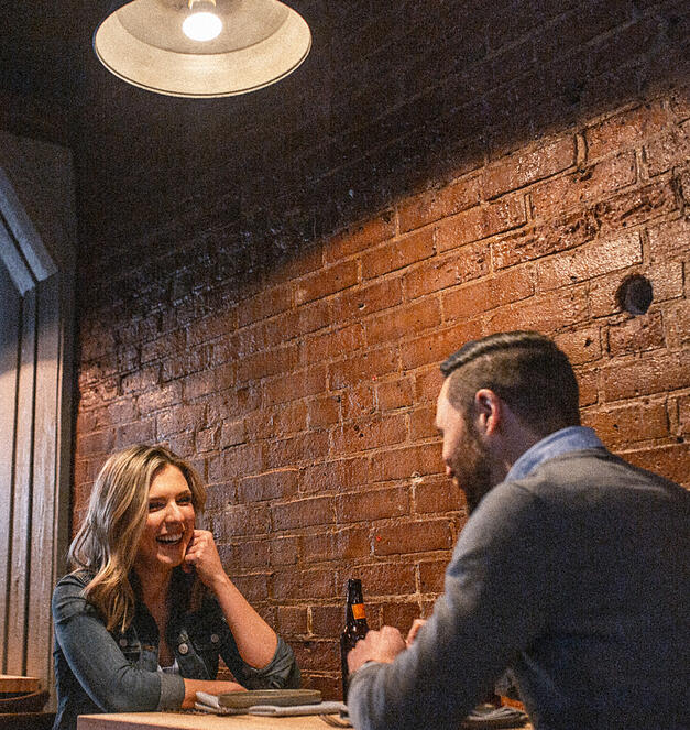 couple enjoying dinner